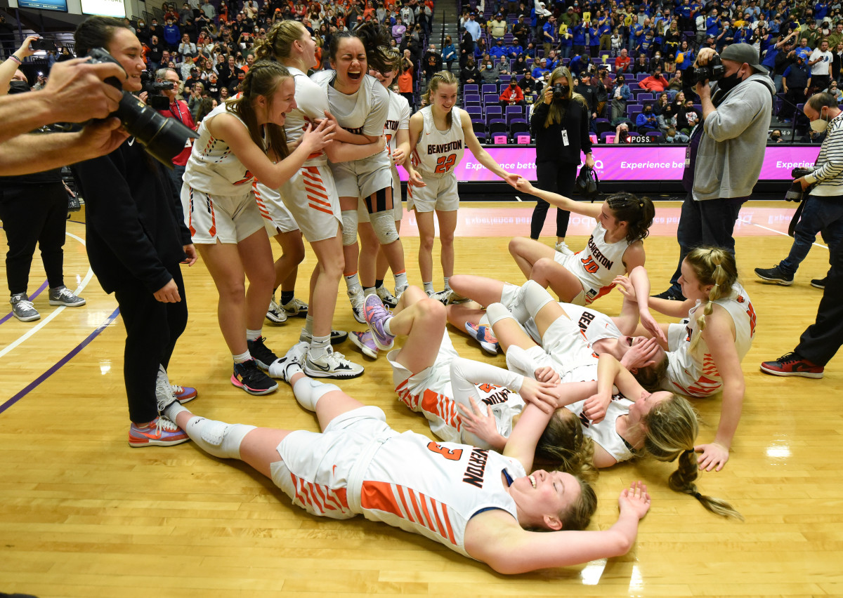z Beaverton Barlow girls basketball Taylor Balkom 5
